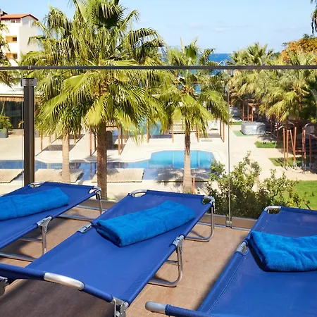 Dorian Boutique Hotel-Apartments-3
